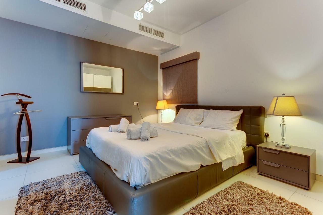 Contemporary, Luxury Apartment With Valletta And Harbour Views Sliema Exterior foto