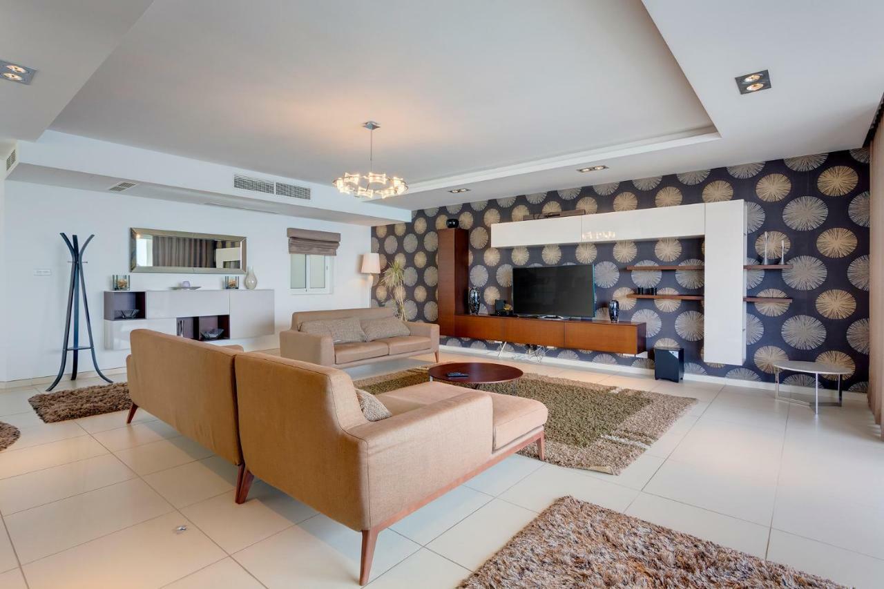 Contemporary, Luxury Apartment With Valletta And Harbour Views Sliema Exterior foto
