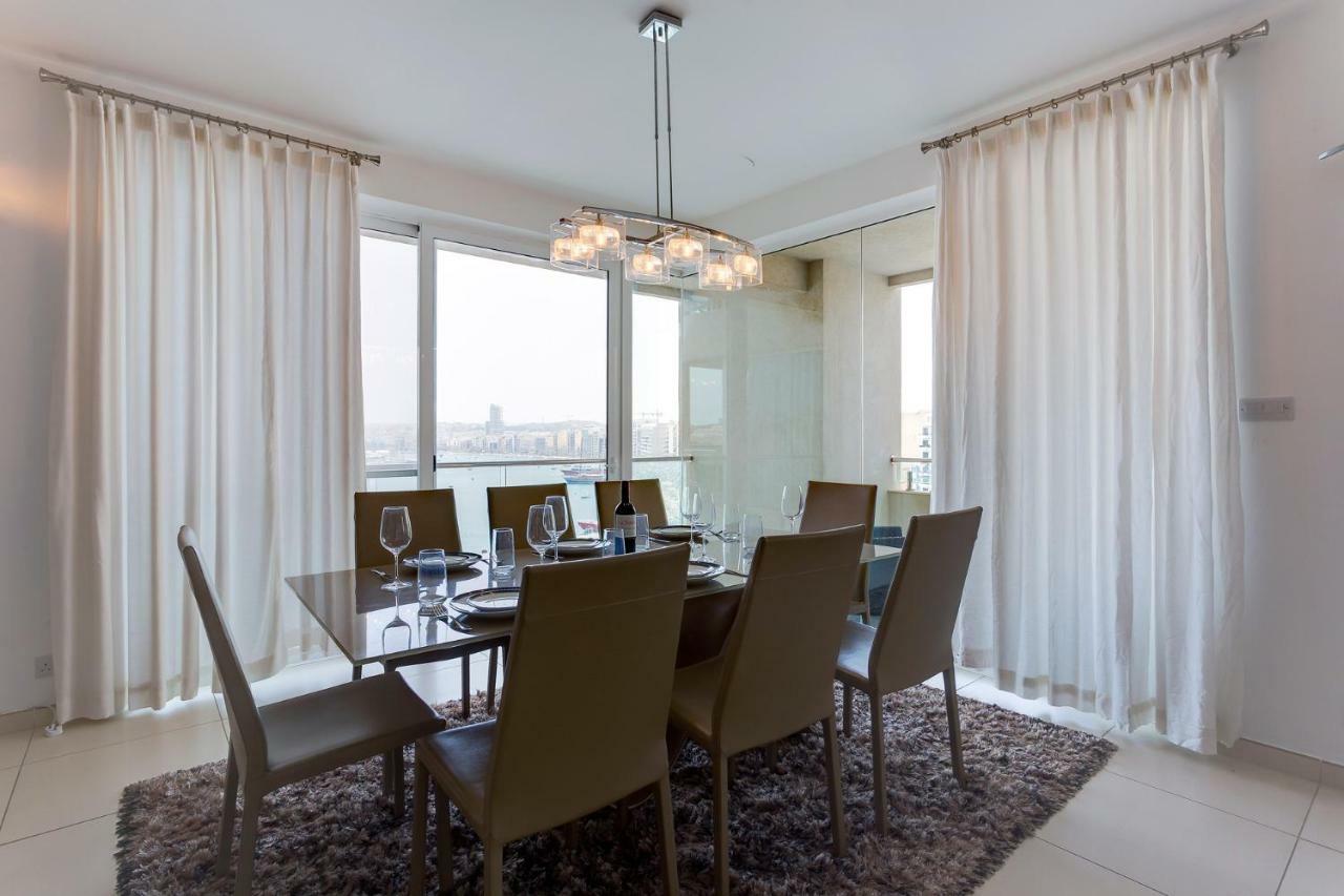 Contemporary, Luxury Apartment With Valletta And Harbour Views Sliema Exterior foto